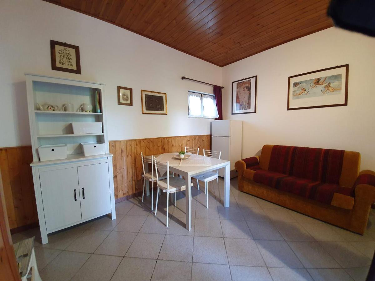 Agriturismo Il Burlino Apartments Lerma Exterior photo